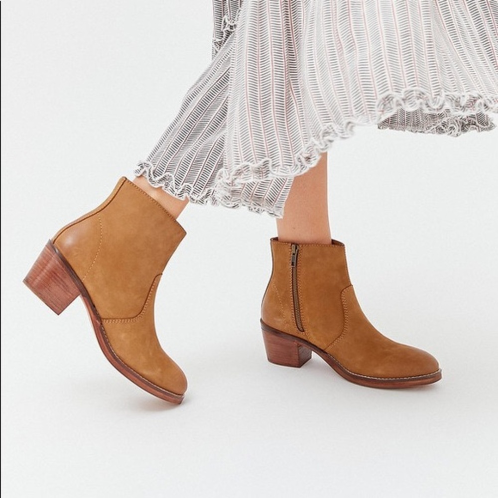 Lena Ankle Block Heel Boot